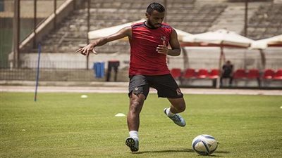 حسام عاشور يوجه رسالة لجماهير الأهلي قبل النهائي الإفريقي