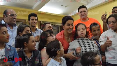 صور| وفاء عامر تنظم احتفالية لتكريم ذوي الاحتياجات الخاصة