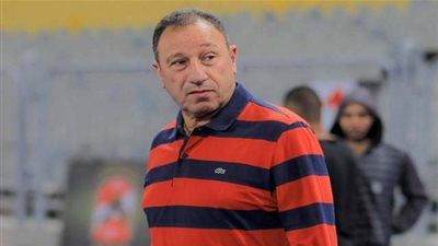 الأسطورة محمود الخطيب يشعل تدريب الأهلي استعدادا للترجي