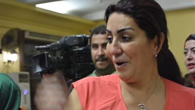 صور| وفاء عامر تنهار من البكاء خلال احتفالية تكريم ذوي الاحتياجات الخاصة