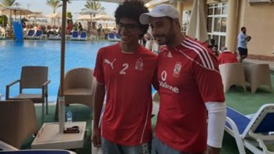 نجوم الفن بجانب جماهير الأهلي في برج العرب 