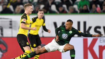 رويس يقود بوروسيا دورتموند لعبور فولفسبورج بهدف نظيف 