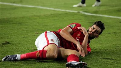 الأهلي يكشف حقيقة عقاب وليد أزارو بسبب قطع التيشرت