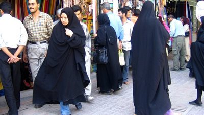الشارع الإيراني هو الضحية بعد عقوبات واشنطن
