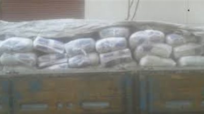 ضبط 12 طن سكر ودقيق مدعم قبل بيعهم بالسوق السوداء في سوهاج