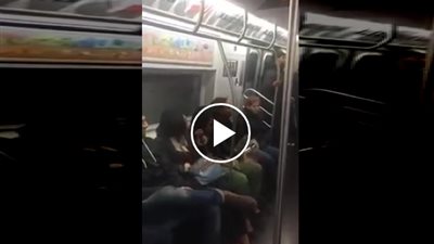  شاب يعتدي على فتاة بطريقة وحشية داخل مترو.. والسبب!