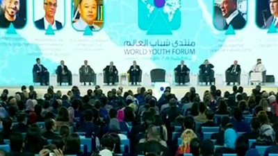 هل السوشيال ميديا وسيلة تقارب أم تباعد؟
