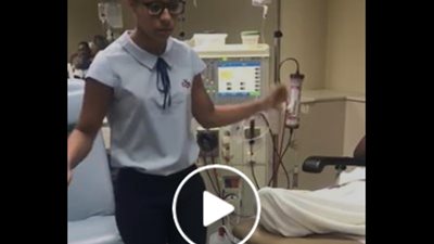 انتو في ايه ولا ايه.. وصلة رقص بين الأطباء والمرضى