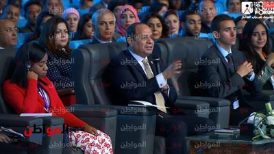 الرئيس السيسى فى جلسة كيف نبنى قادة المستقبل: سنجعل شباب أفريقيا يتوافدون إلينا على مدار العام 