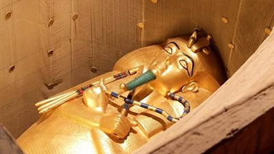 غدا.. القرية الفرعونية تتيح زيارة مقبرة توت عنخ آمون 