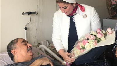المرأة والطفل بحزب الوفد تزور مصابي العمليات الإرهابية في سيناء 
