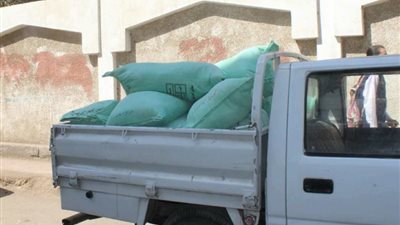 ضبط صاحب مخبز سياحي بحوزته 800 كيلو دقيق مدعم بالبحيرة