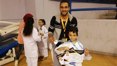 صور.. مؤمن معوض يتأهل لبطولة الجمهورية للكاراتيه 