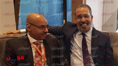 فنانون لـ 