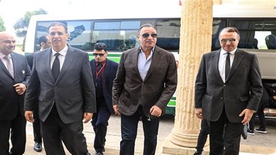  وفد الترجي يستقبل الأهلي في مطار قرطاج