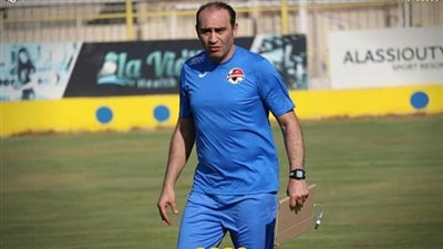 علي ماهر يعلن تشكيل سموحة أمام الداخلية