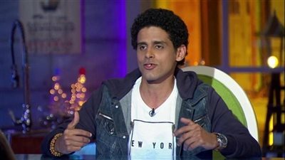 شاهد| ماذا قال حمدي الميرغني للفنان أحمد فهمي في عيد ميلاده !