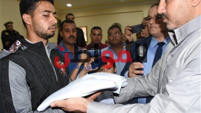 صور.. محافظ البحيرة ومدير الأمن ينهيان خصومة ثأرية بشبراخيت