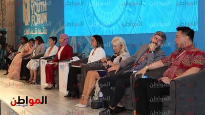  مايا مرسي في ملتقى شباب العالم : نسبة المرأة في سوق العمل المصري 23%