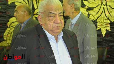 صور .. اختلفوا معه وجمعهم سرادقه .. سياسيون في عزاء حمدي قنديل 