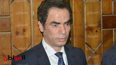 صور .. أحمد المسلماني يحضر عزاء الإعلامي حمدي قنديل زوج نجلاء فتحي
