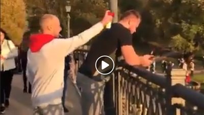 قدك ده عشان تهزر معاه.. مزاح بين شاب وأخر ينتهي بكارثة 