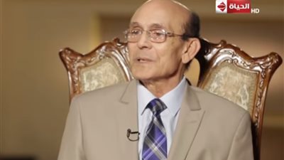 محمد صبحى: مؤمن بنظرية المؤامرة وحطمنا أوطاننا بأيدينا