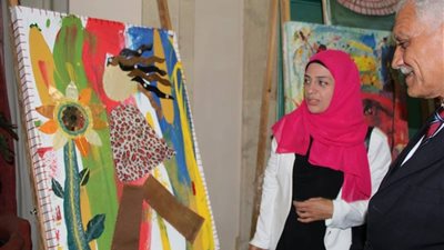 فيديو وصور| الفنانة التشكيلية مروة طلعت تتحدث عن مشاركتها في منتدى شباب العالم