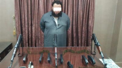 ضبط شخص بحوزته 5 قطع سلاح ناري وذخائرفي الدقهلية