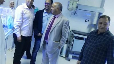 صور.. وكيل صحة بنى سويف يتفقد مستشفى سمسطا المركزى المؤجرة 