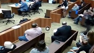 دخول الحمام مش زيّ خروجه.. لن تتوقع ماذا فعل مسجون داخل محكمة