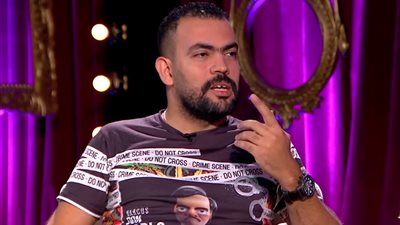 خالد عليش يعلق بطريقة كوميدية على ضبط امرأة أنفقت 16 مليون استرليني