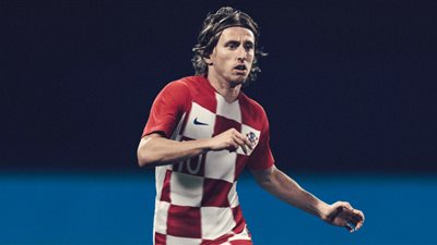 رئيس الاتحاد الكرواتي: من الظلم ألا يفوز مودريتش بالكرة الذهبية