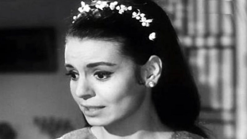 الفنانة سميرة احمد
