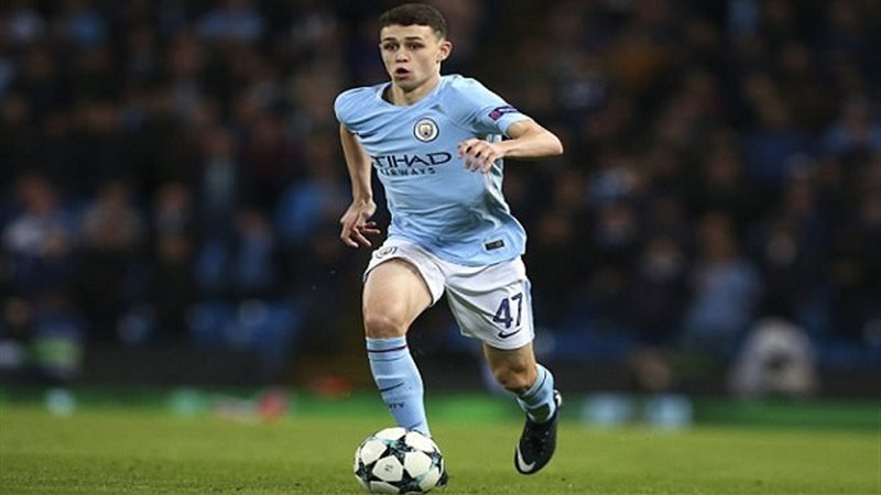 فيل فودين لاعب مانشستر