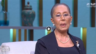 فيديو.. رقية السادات :  اعتقلو بابا قدام عيني