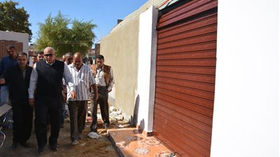 صور.. الوادي الجديد تبدأ تطوير سوق منطقة البساتين بواحة الخارجة