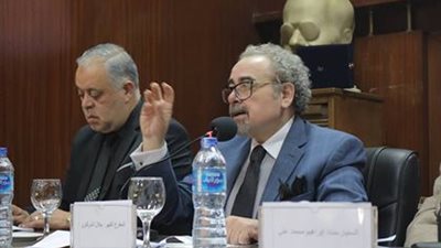 فيديو| رئيس اتحاد كتاب مصر: على الدولة أن تقوم بدورها في التوعية والتثقيف
