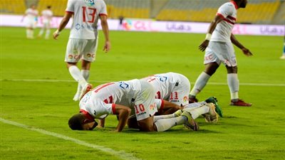 الزمالك يهزم أهلي بني غازي بهدفي حفني وعبد الغني