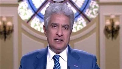 فيديو..وائل الإبراشي لسائق التوكتوك: أنت دخلك أحسن من الموظف 