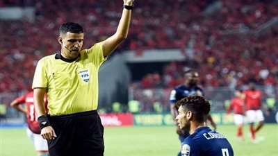 رئيس لجنة التحكيم بالاتحاد الجزائري: نثق في مهدي عبيد وأخطائه فنية فقط