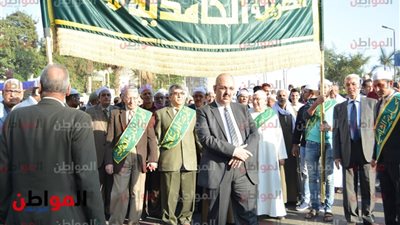 صور| توافد من الأهالي على ميدان الحسين في المولد النبوي الشريف
