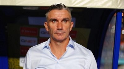 كارتيرون يطالب اللاعبين ببذل أقصى جهد أمام الوصل الإماراتي