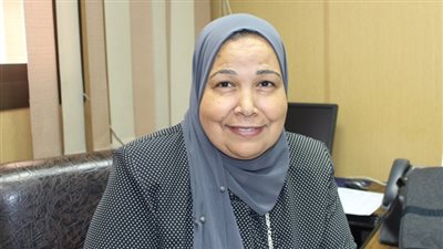 الكشف وصرف العلاج لـ1393 مريضا بقافلة واحة الفرافرة 