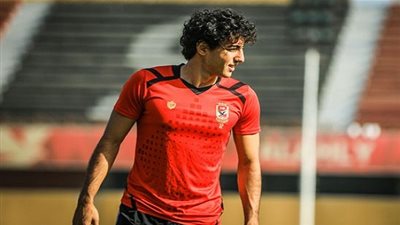  محمد هاني يبدأ التدريب بالكرة