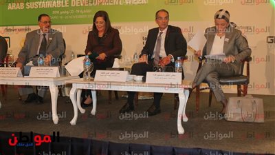 صور| وزيرة البيئة: محاولات مستمرة لعملية دمج الأبعاد البيئية