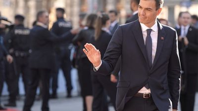 الموندو: 8 شخصيات مستقلة يقابلها رئيس الوزراء الإسباني في كوبا 
