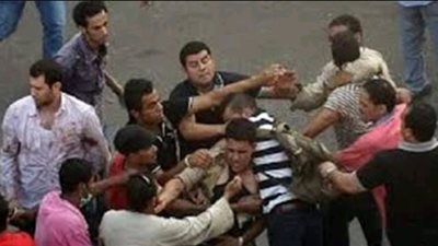 مشاجرة بين عائلتين بسبب خلافات الجيرة في البحيرة 