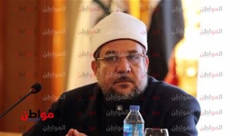 جمعة يشهد تسليم 135