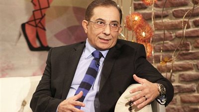 باسم سمير: زراعة الأسنان تتطلب وجود عظام كافية فى الفك 